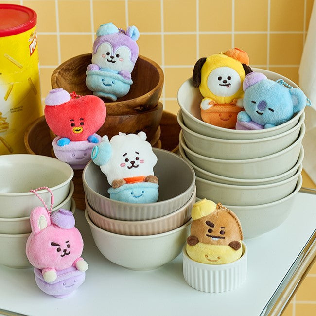 BT21 - WELCOME PARTY MD RICE BOWL DOLL KEYRING S - COKODIVE