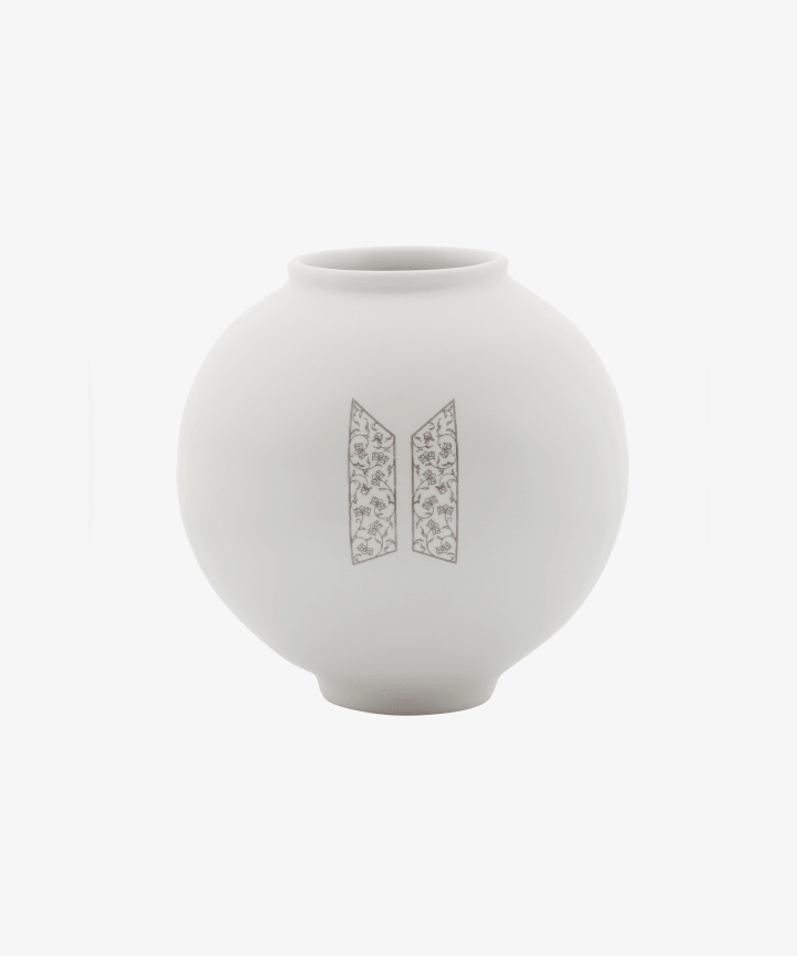 BTS - DALMAJUNG BTS X MU:DS OFFICIAL MD WHITE PORCELAIN MOON JAR MINIATURE - COKODIVE